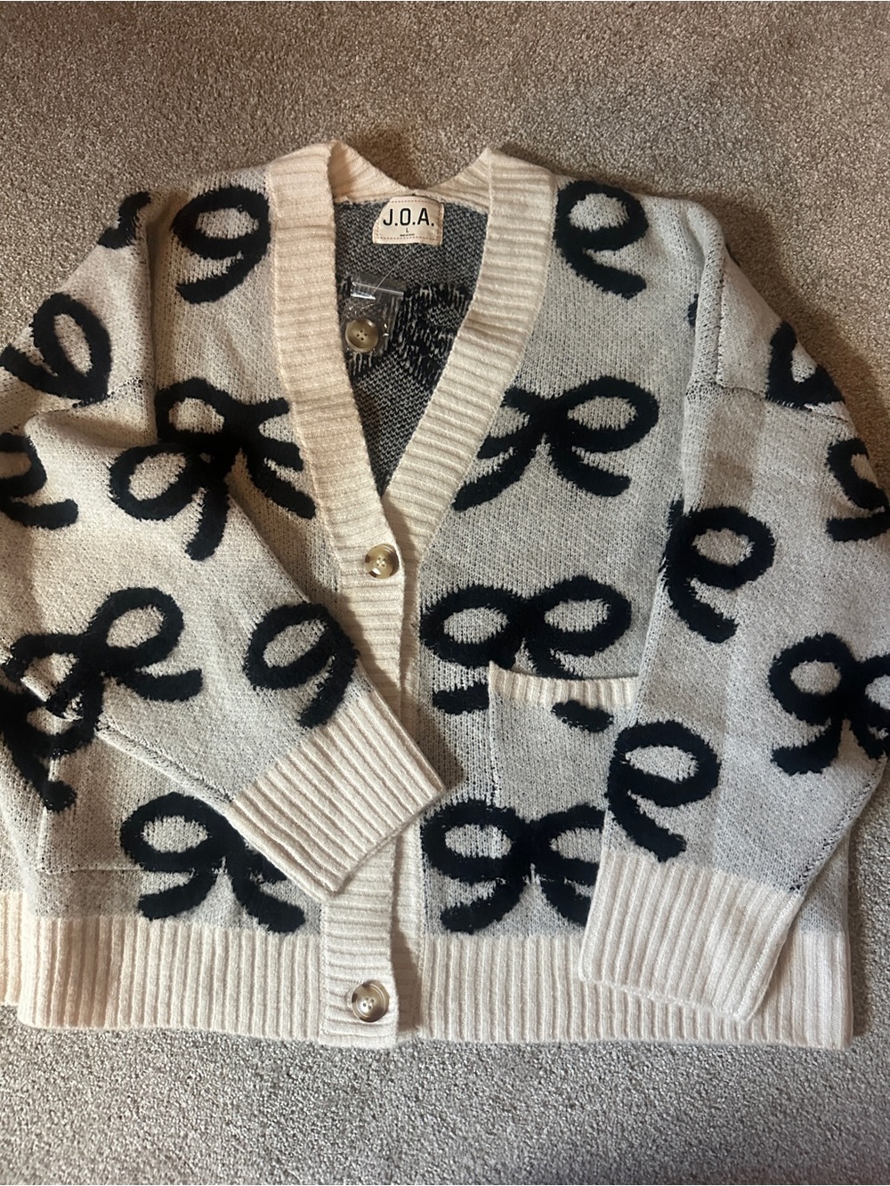 NWT bow cardigan